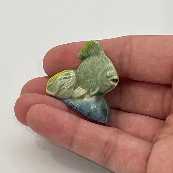 Wade England Red Rose Tea Miniature Figurine Fan Tail Angel Fish Terrarium Decor - Picture 4 of 7